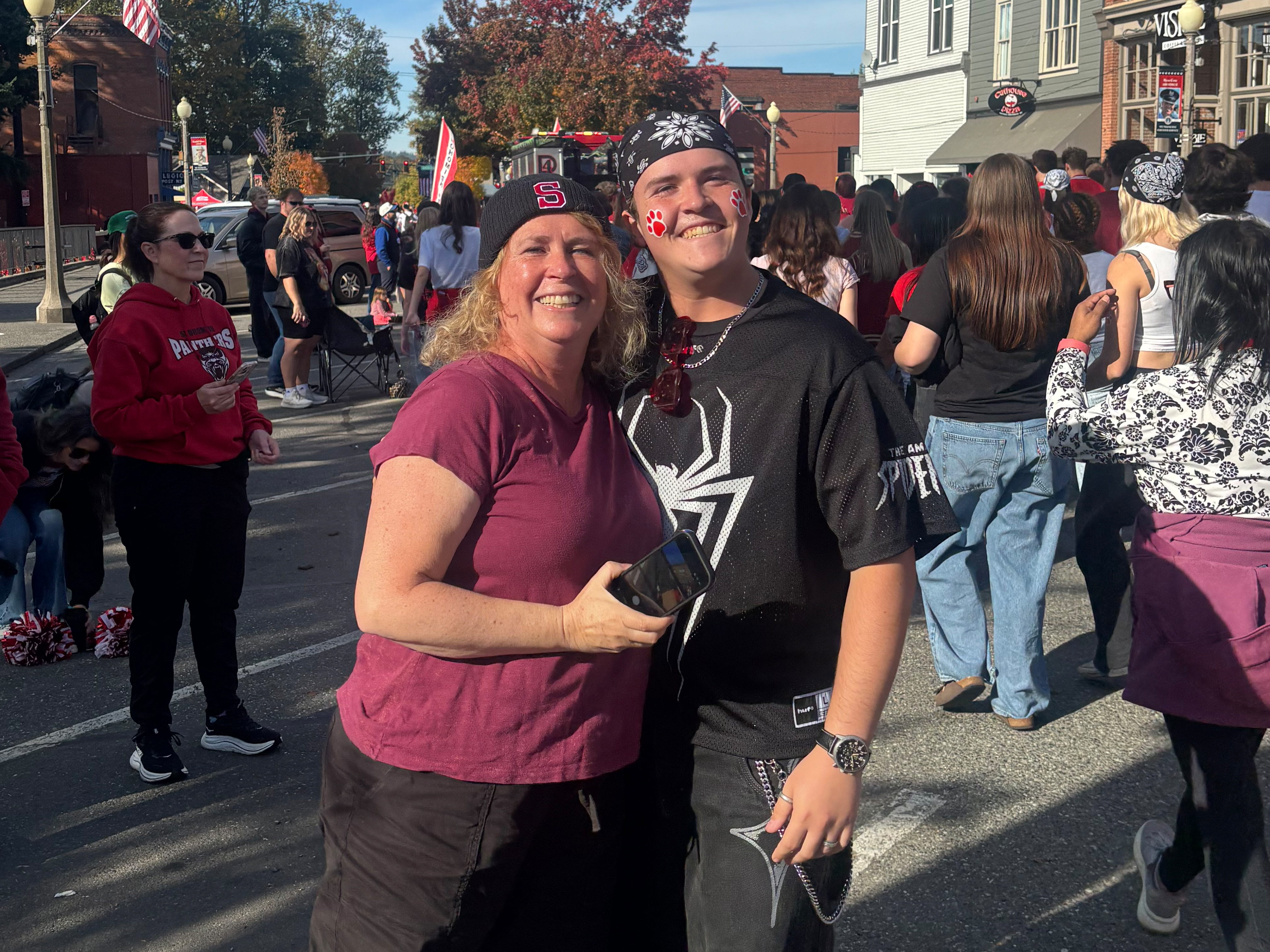 Carter and Mom at Serpentine